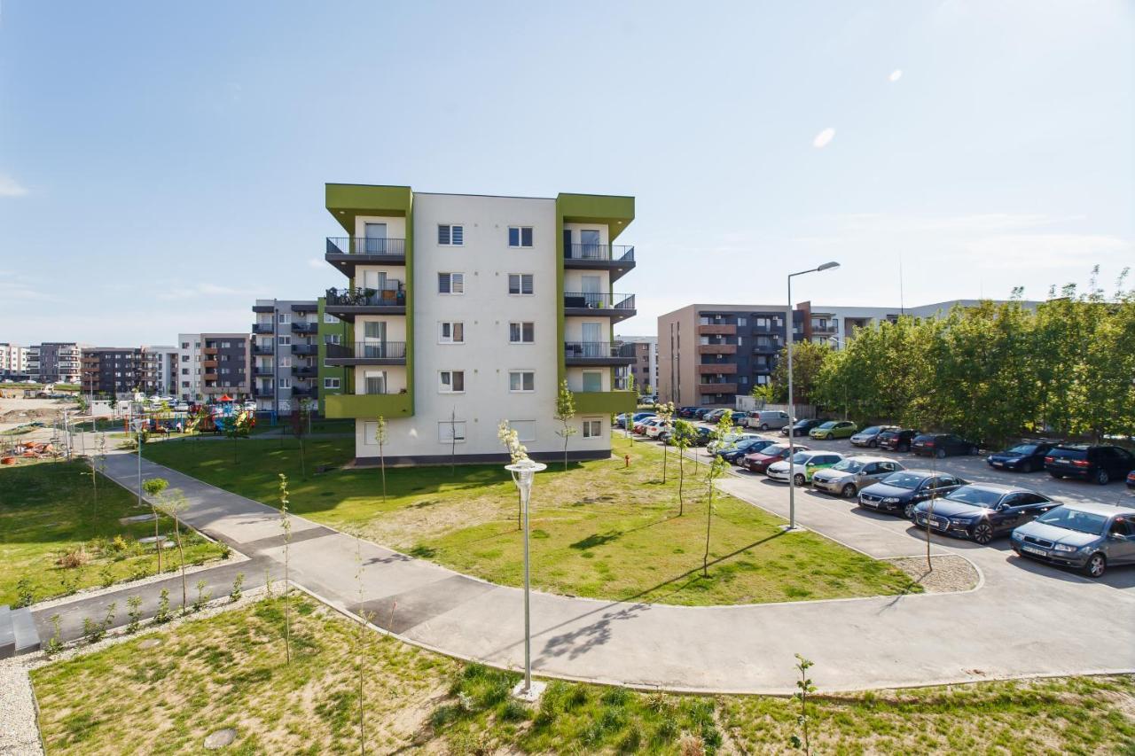 Gorgeous Home At Prima Universitatii Oradea Extérieur photo