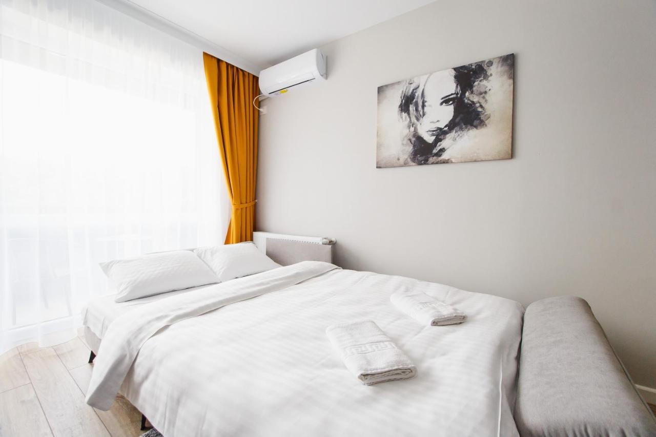 Gorgeous Home At Prima Universitatii Oradea Extérieur photo